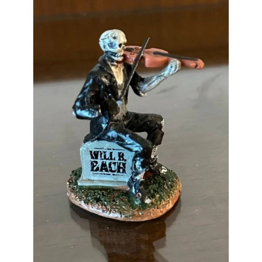 Lemax 2018 Serenading The Dead Spooky Town #82575 Melancholy Cemetery Figurine‎